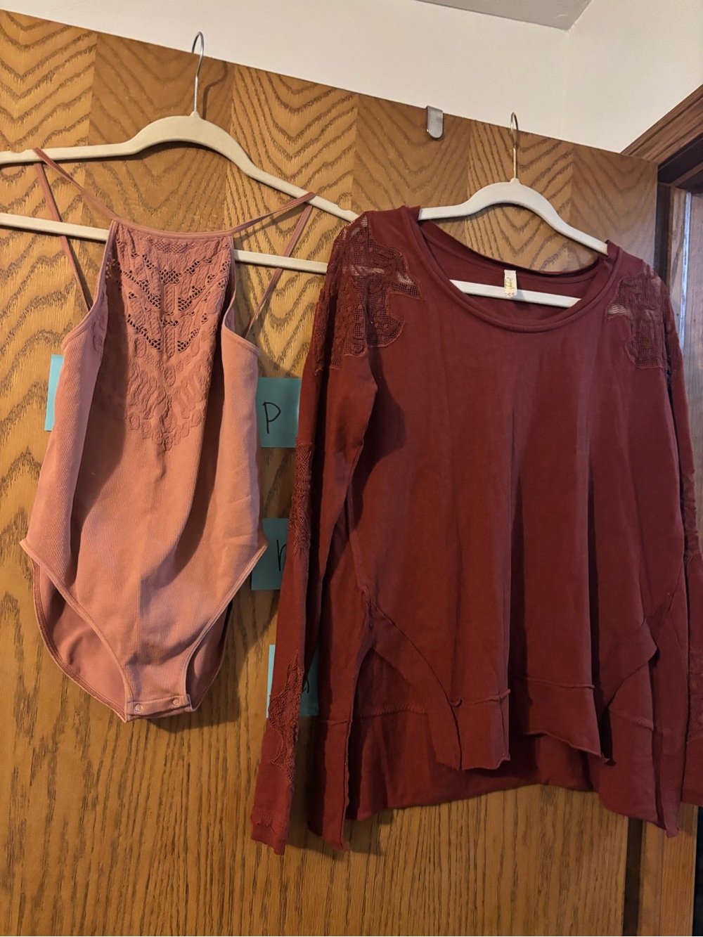 Free people lot Mauve Lace Halter Bodysuit & Burgundy Lace Detail Top - Set